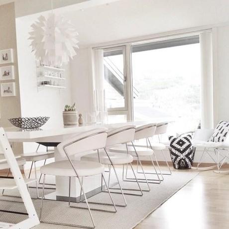 Preciosa casa de estilo nórdico en Noruega puro estilo nórdico decoración noruega decoración nórdica escandinava decoración muebles de diseño decoración en blanco y madera decoración de salones diáfanos casas nórdicas decoración blog decoracion interiores