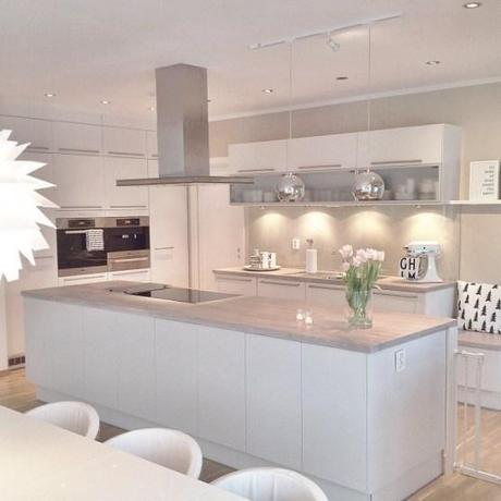 Preciosa casa de estilo nórdico en Noruega puro estilo nórdico decoración noruega decoración nórdica escandinava decoración muebles de diseño decoración en blanco y madera decoración de salones diáfanos casas nórdicas decoración blog decoracion interiores