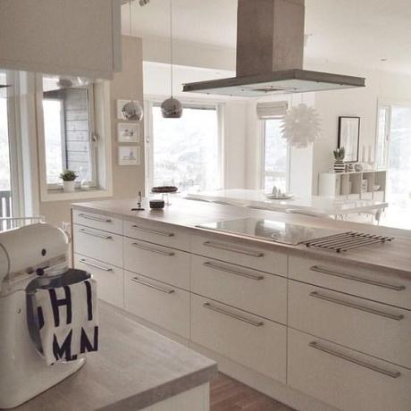 Preciosa casa de estilo nórdico en Noruega puro estilo nórdico decoración noruega decoración nórdica escandinava decoración muebles de diseño decoración en blanco y madera decoración de salones diáfanos casas nórdicas decoración blog decoracion interiores