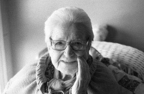 Abuela - Flickr Creative Commons - Autor valfreya (Blanca)