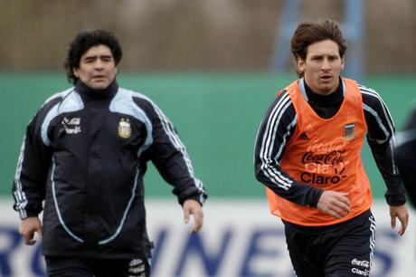 ¿En donde imagina Maradona a Messi?
