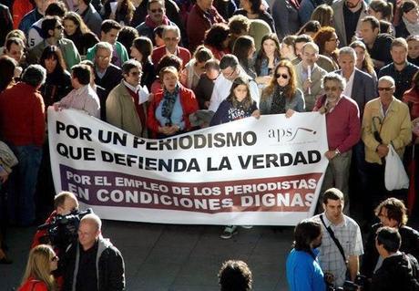 Los periodistas denuncian que las presiones políticas están causando despidos Foto de la Asociación de la Prensa de Sevilla.