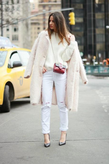 TOTAL WHITE, LOVE IT!!!