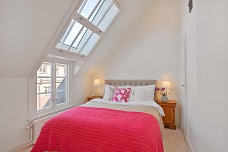 UNA BUHARDILLA DE ESTILO ESCANDINAVO MUY PRIMAVERAL