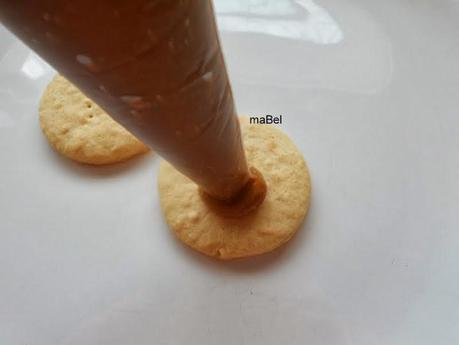 Alfajores blancos de dulce de leche