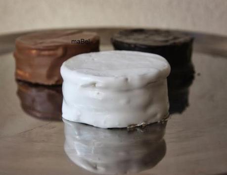 Alfajores blancos de dulce de leche