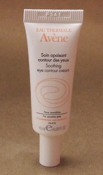 Cuidando el rostro, los labios y el contorno de los ojos con AVÈNE