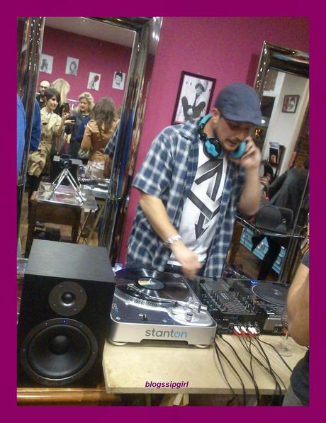 S. HA ESTADO ALLI: LA NOCHE DE LOS TENDEROS CREATIVOS