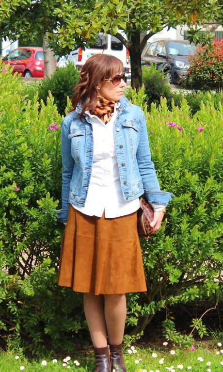 MIS LOOKS - FALDA MIDI DE ANTE