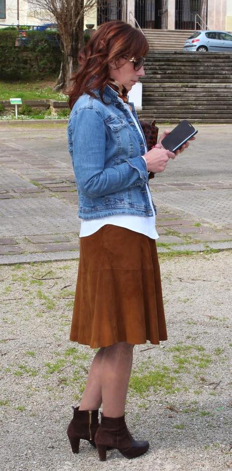 MIS LOOKS - FALDA MIDI DE ANTE