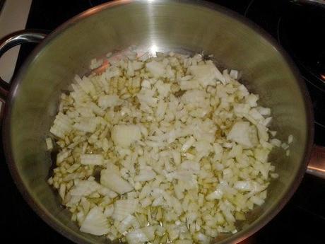 Spaguettis con pollo y champiñones a la nata