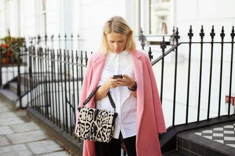 pink street style