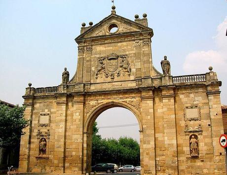 arco_san_benito_sahagun