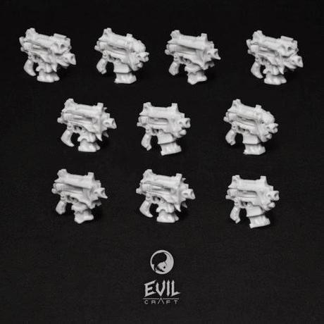 Pistolas y cabezas desde Polonia