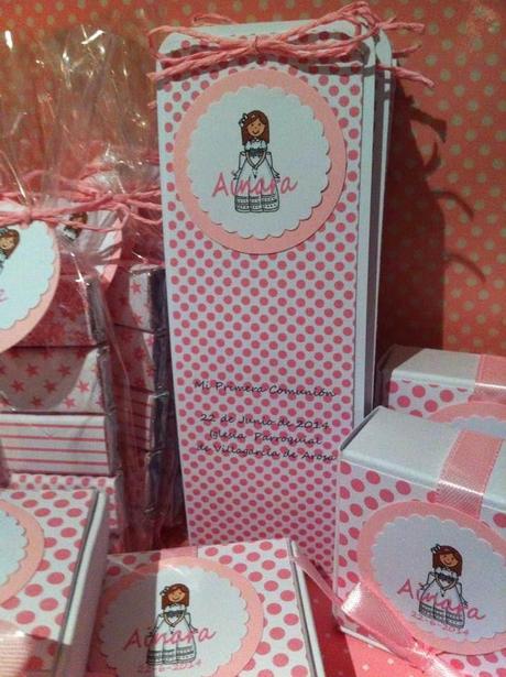 Detalles comunión: recordatorios y detalles invitados