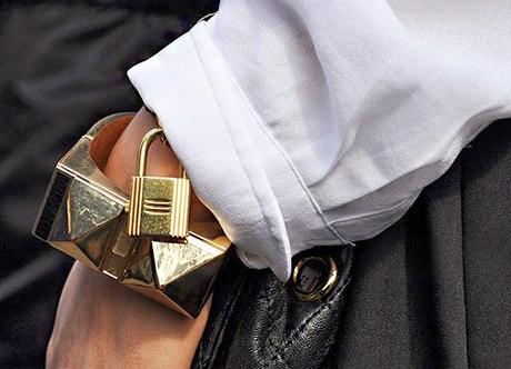 STREET STYLE INSPIRATION; DETAILS.-