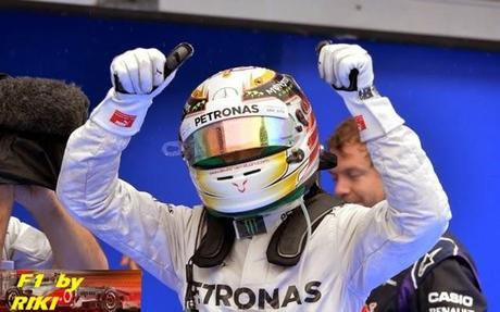 RESUMEN DEL GP DE MALASIA 2014 - HAMILTON LOGRA HAT TRICK Y ROSBERG ES SEGUNDO