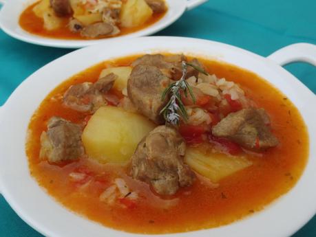 Caldereta de cordero con patatas olla GM