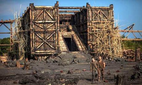 Película Noé, un Arca con Génesis de modelo