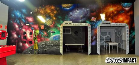 Mural universo en Laser quest Mataró