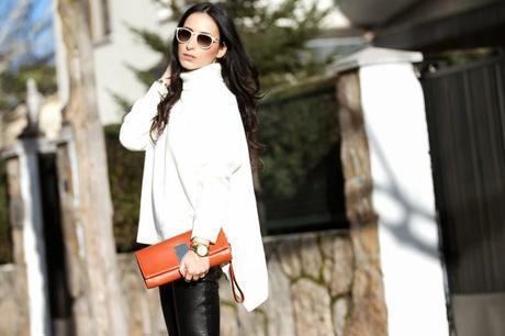 DECOLOOK: WITH OR WITHOUT SHOES + PETITECANDELA