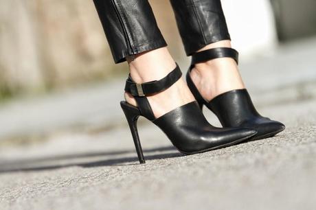 DECOLOOK: WITH OR WITHOUT SHOES + PETITECANDELA