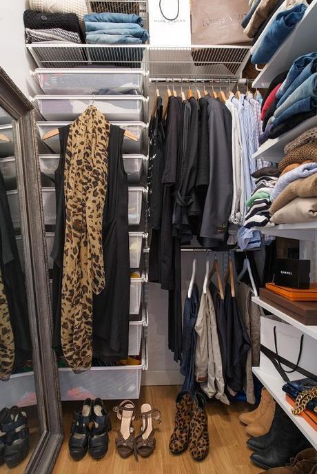 lavandería en el cuarto de baño lavadora secadora en el cuarto de baño estilo nórdico escandinavo sueco espacios diáfanos loft decoración decoración nórdica escandinava decoración lofts aticos decoración en gris y madera blog decoración diseño interiores Ático loft sueco 