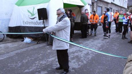 D. Julián Elizo inaugura el primer Centro BTT de Extremadura