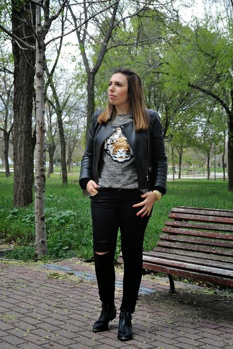 WHEN IN DOUBT, SIMPLY BLACK.-