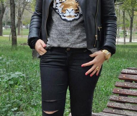 WHEN IN DOUBT, SIMPLY BLACK.-