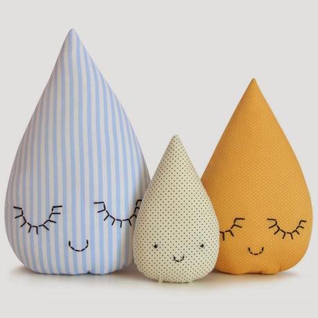 DIY.....COJINES CON FORMA DE GOTA DE AGUA