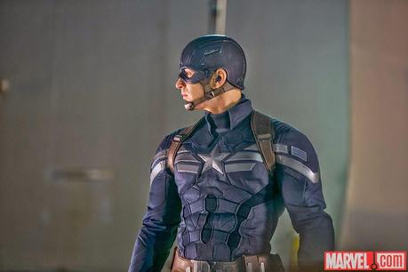 Desvelado el nuevo traje del Capitán América en un vídeo del rodaje de 'Los Vengadores 2'