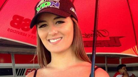 Las promotoras más lindas calientan la pista del Turismo Carretera en Concordia