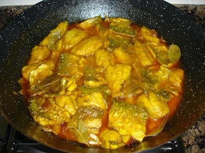 Caballa en escabeche
