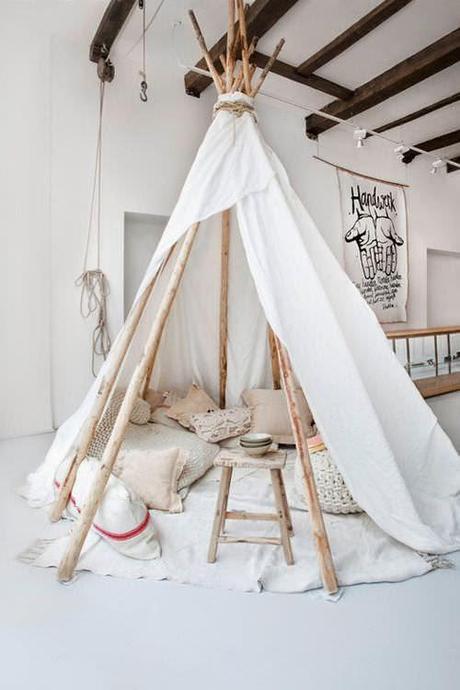 DIY: UN TIPI EN CASA