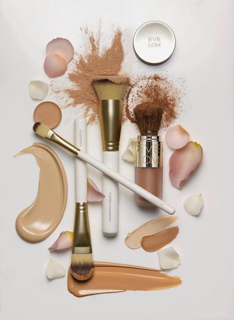 Radiance Perfected, la nueva línea de maquillaje de EVE LOM
