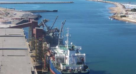 Puerto Quequén: Presión mediática que en realidad oculta la inoperancia K