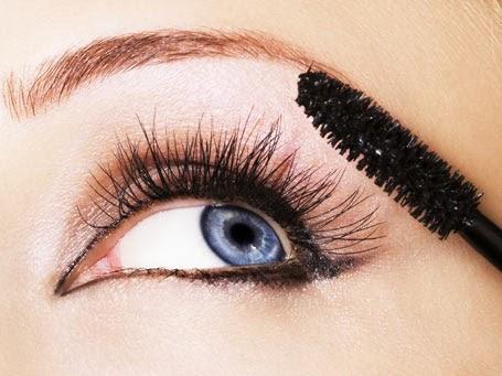 Máscara de pestañas casera. Fortalece y da color