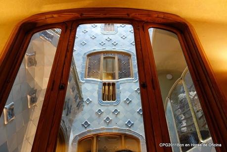 DE VISITA A CASA DE LA FAMILIA BATLLÓ, BARCELONA 1904