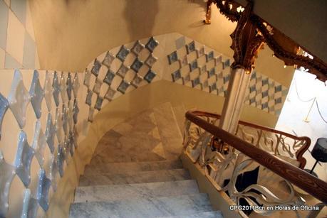 DE VISITA A CASA DE LA FAMILIA BATLLÓ, BARCELONA 1904