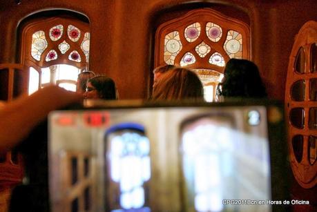 DE VISITA A CASA DE LA FAMILIA BATLLÓ, BARCELONA 1904