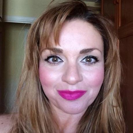 FLAT OUT FABULOUS LABIAL de MAC