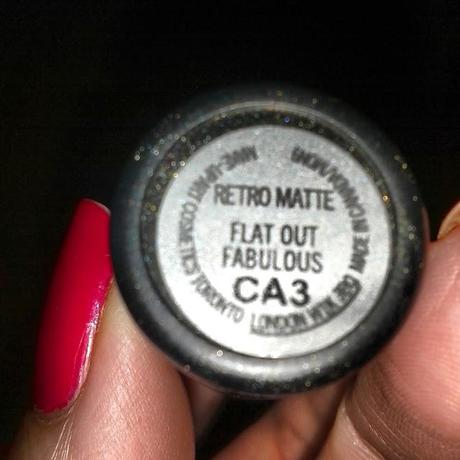 FLAT OUT FABULOUS LABIAL de MAC