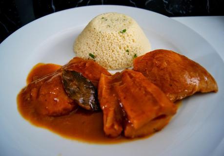 Sepia en Salsa con Cuscus Sepia en Salsa con Cuscus