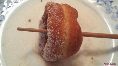 Recetas redondas de color cereza (XIV) : Rosquillas