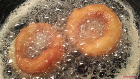 Recetas redondas de color cereza (XIV) : Rosquillas