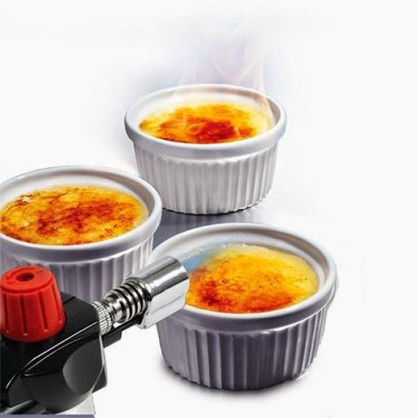 ZANVIC Y ENSALADA DE QUESO DE CABRA GRATINADO.