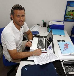 El Deportivo contacta con el Director de la cantera del Celta. (Rivalidad, valores y conveniencias)