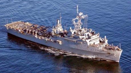 EE.UU. podría desplegar un buque en el mar Negro y reforzar a Polonia