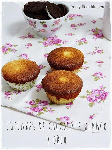 El asaltablogs: Cupcakes de chocolate blanco con oreo